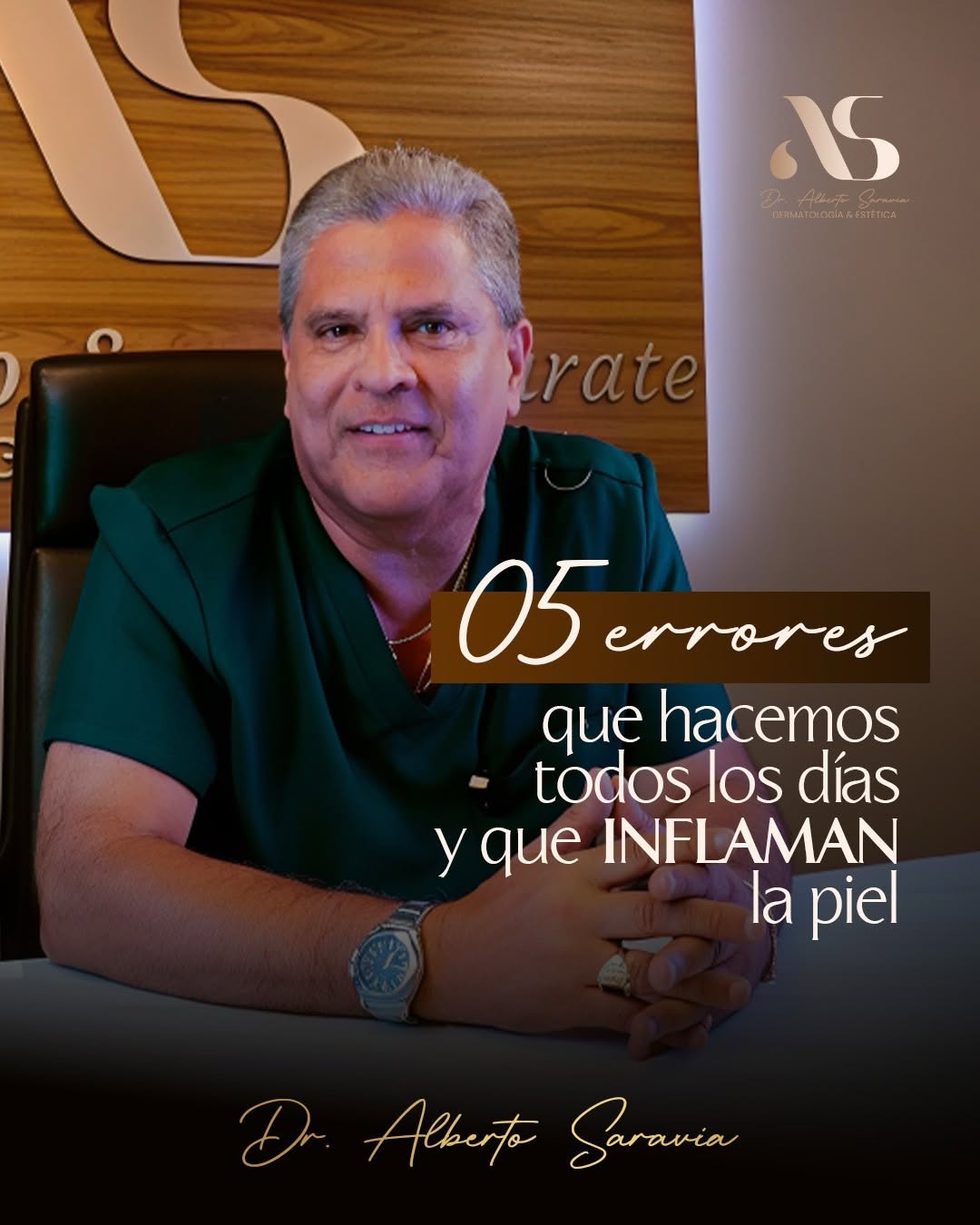 Dr. Alberto Saravia Zárate en su consultorio